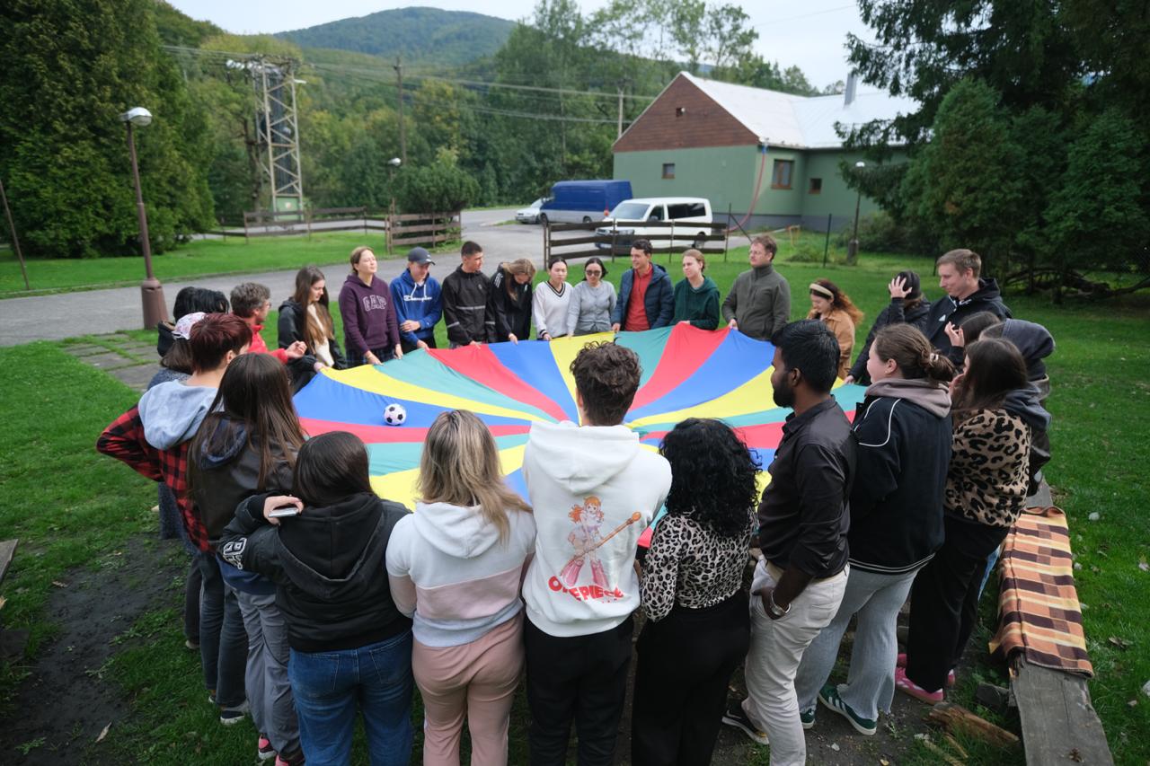 Uczestnicy podczas zajęć w Czechach